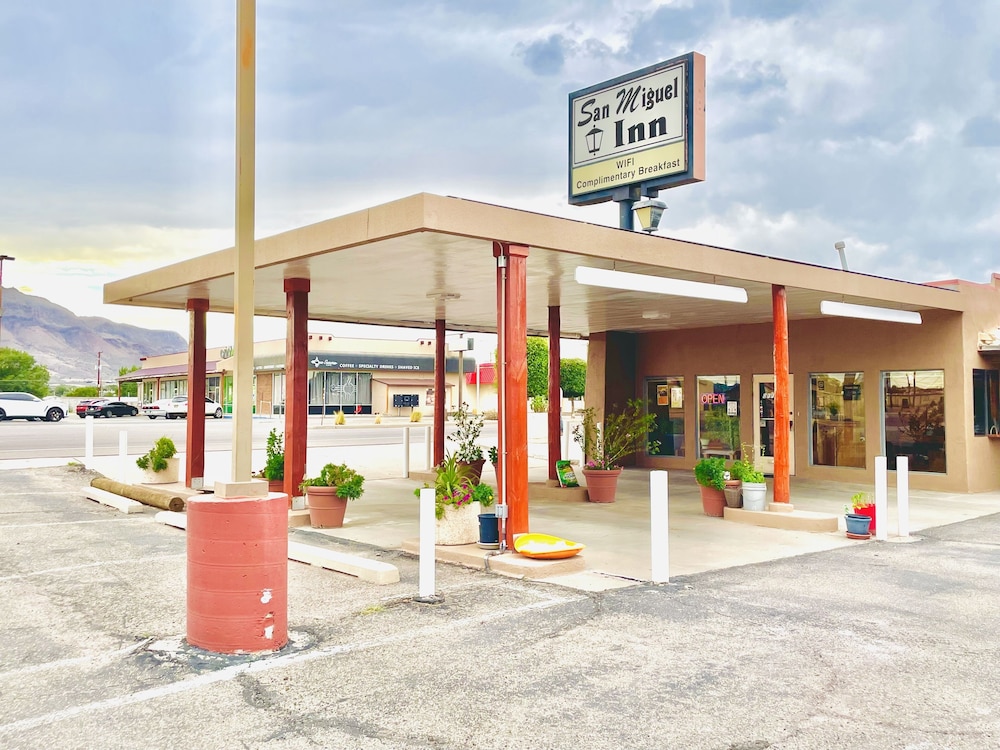 San Miguel Inn — hotel in Socorro
