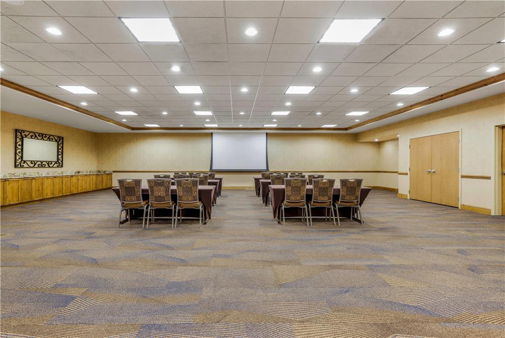 La Quinta Inn & Suites by Wyndham Twin Falls - photo 29