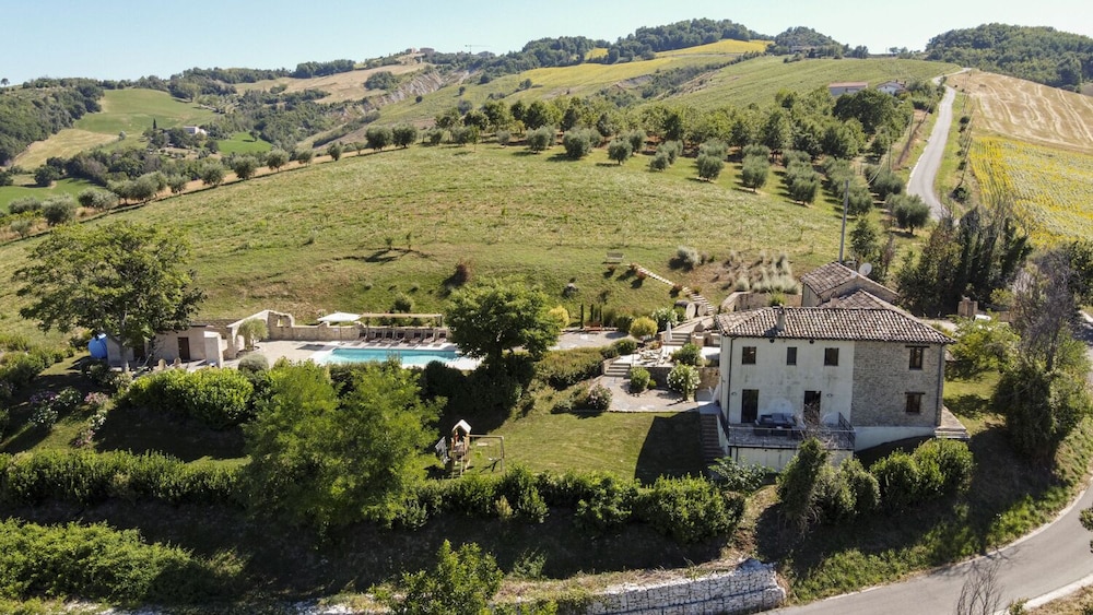 Grano Casa Bella Vista — 4-Star Luxury Hotel in Force, Italy