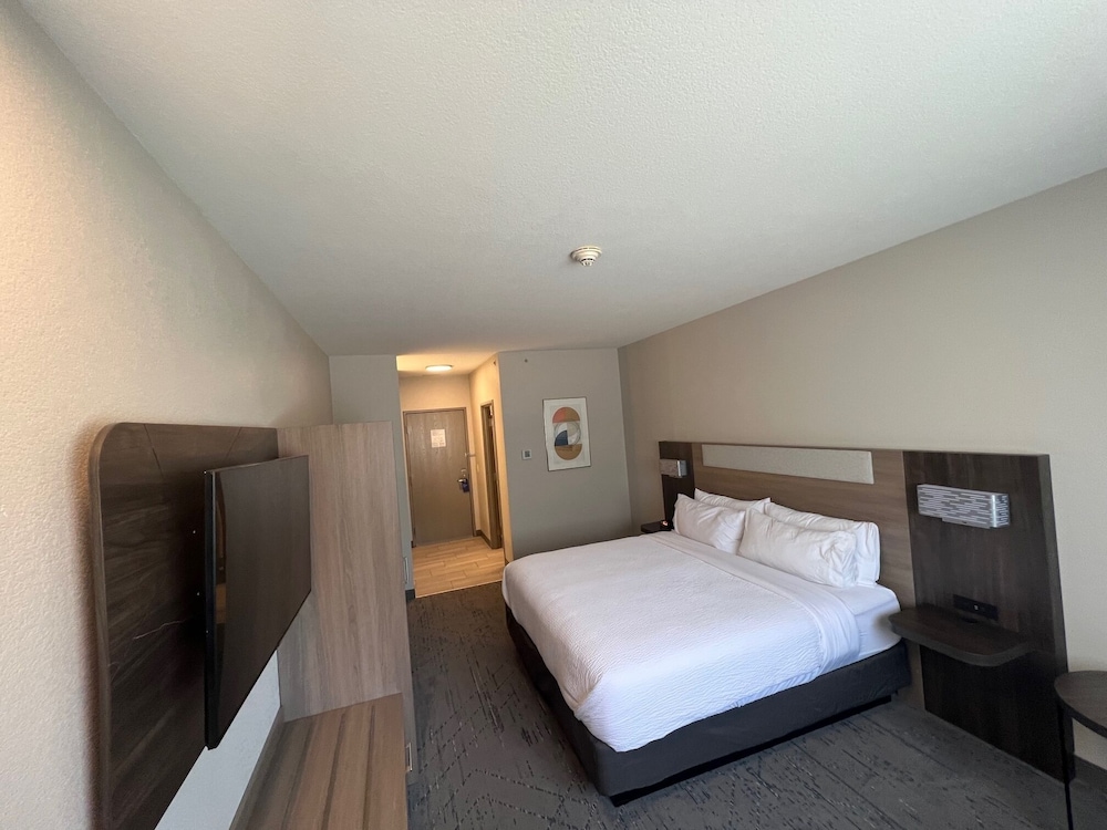 Holiday Inn Express Wichita North Park City by IHG - photo 8