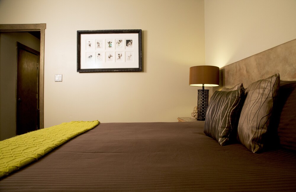 Luxx Plaza Hotel - photo 10