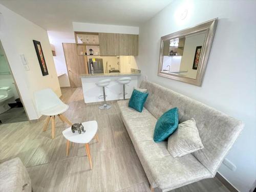 Hito 202 Amplio Apartaestudio en Av 19 Norte con balcon — 4-Star Luxury Hotel in Armenia, Colombia