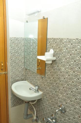 Laven Hotels — Rajahmundry