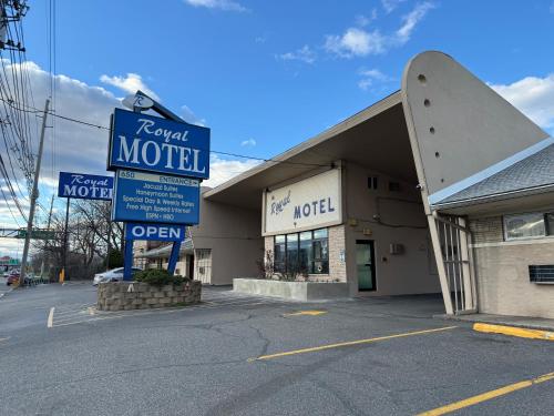 Royal Motel in Secaucus, United States