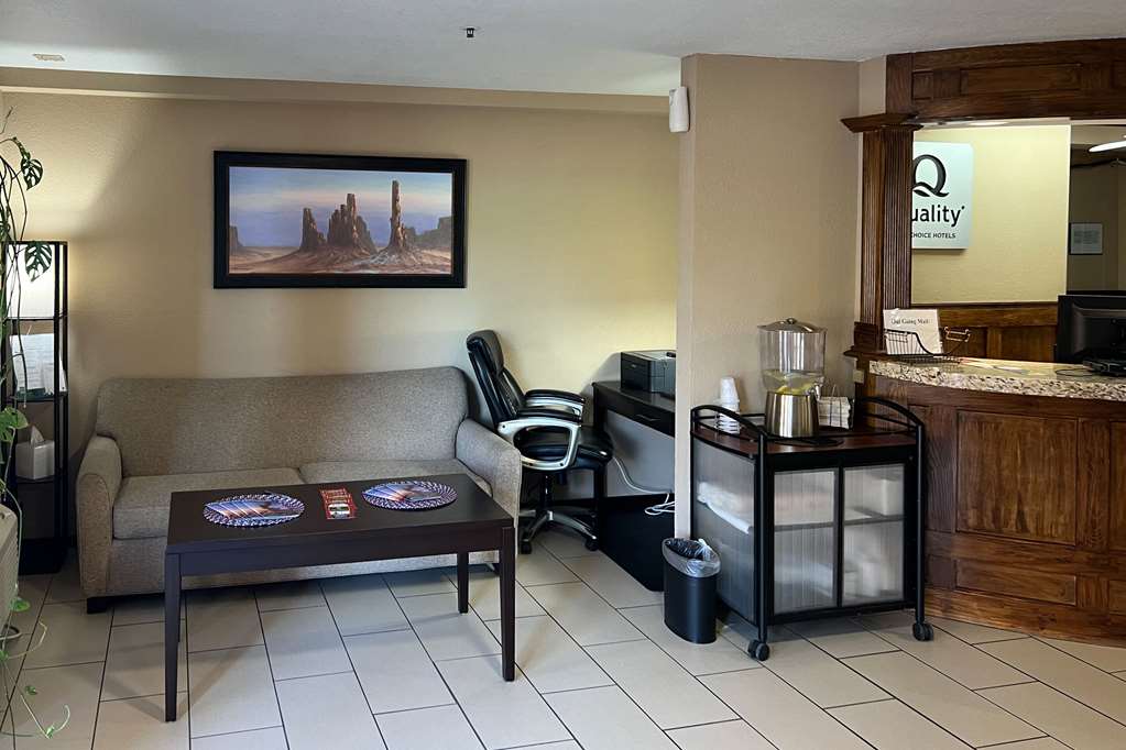 Quality Inn & Suites Farmington - photo 10