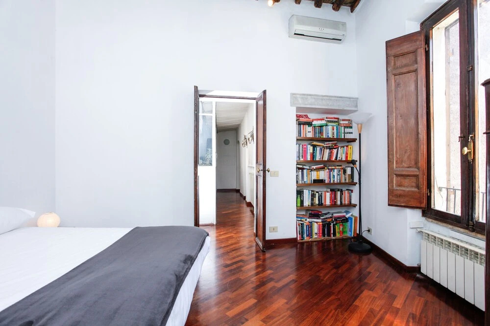 Wonder Pantheon Roof - last minute hotel in Rome