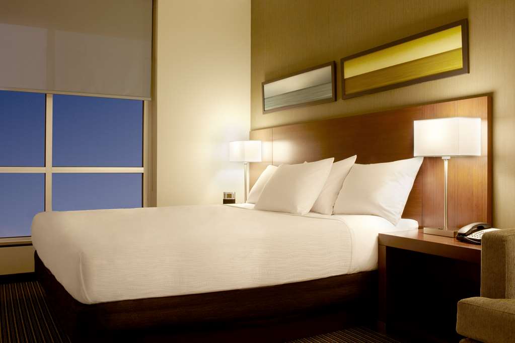 Hyatt Place Indianapolis Fishers - photo 11