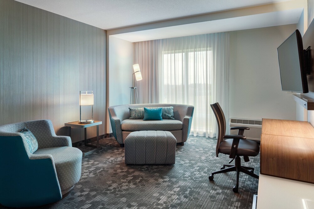 Courtyard by Marriott Winter Haven - photo 7
