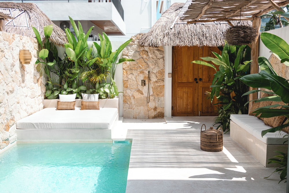 the macan Canggu — 4-Star Luxury Hotel in Canggu, Indonesia