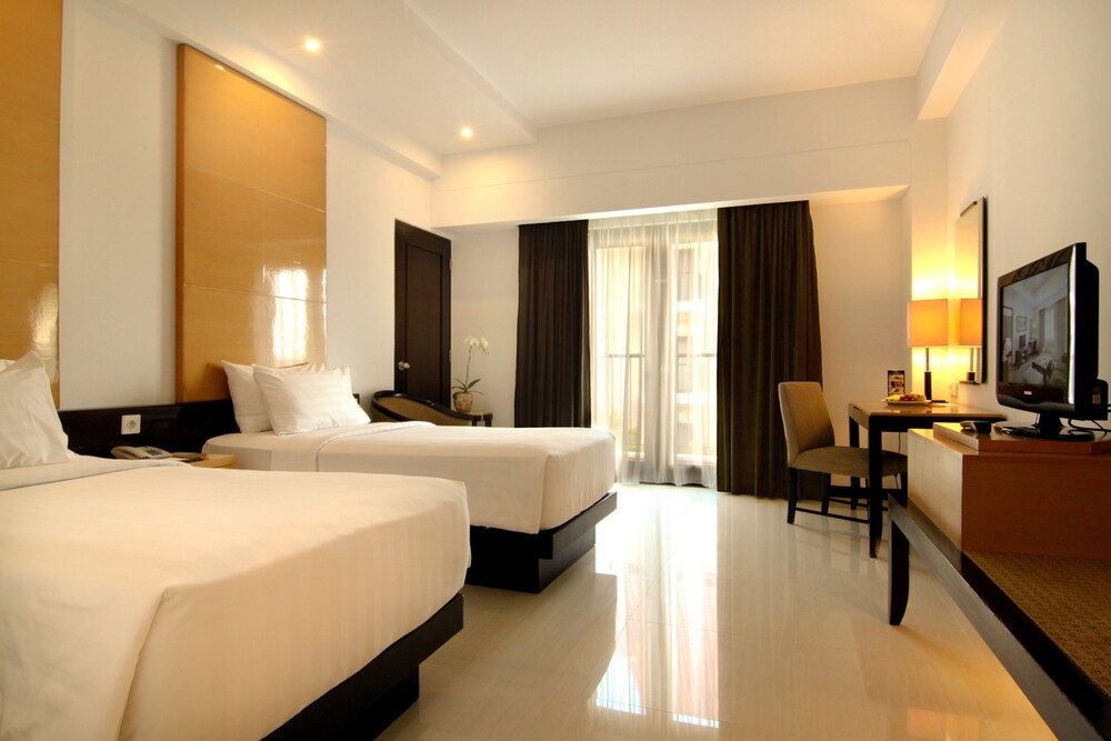 Hotel Santika Premiere Malang — Malang — photo 4