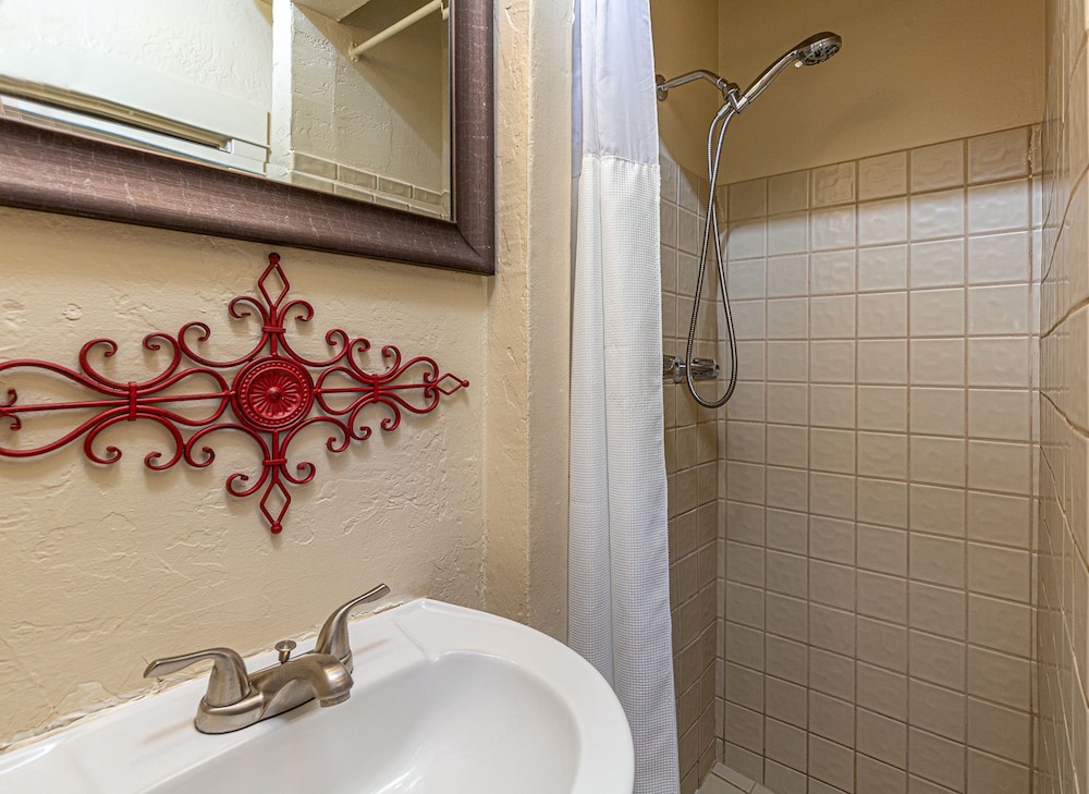 River Rock Inn - photo 12