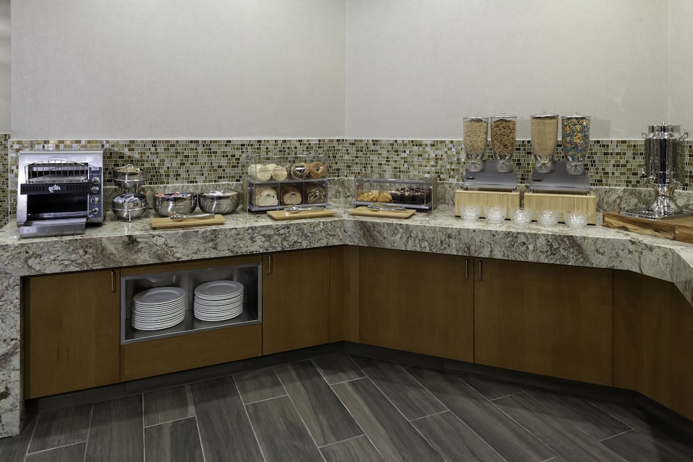 DoubleTree by Hilton Kansas City Overland Park - photo 41