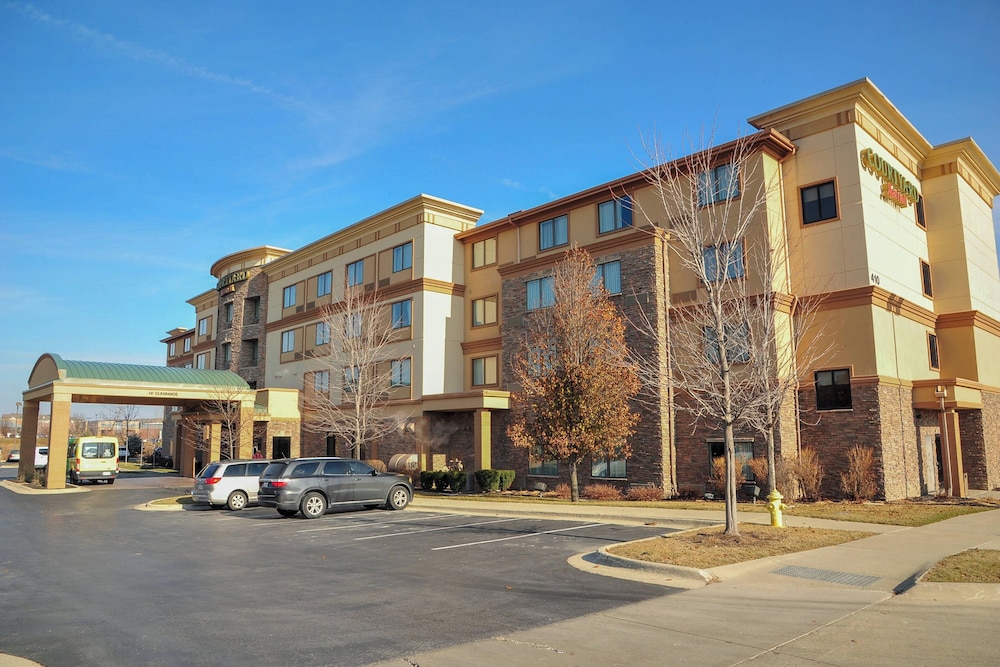 Courtyard Des Moines West Jordan Creek - photo 27