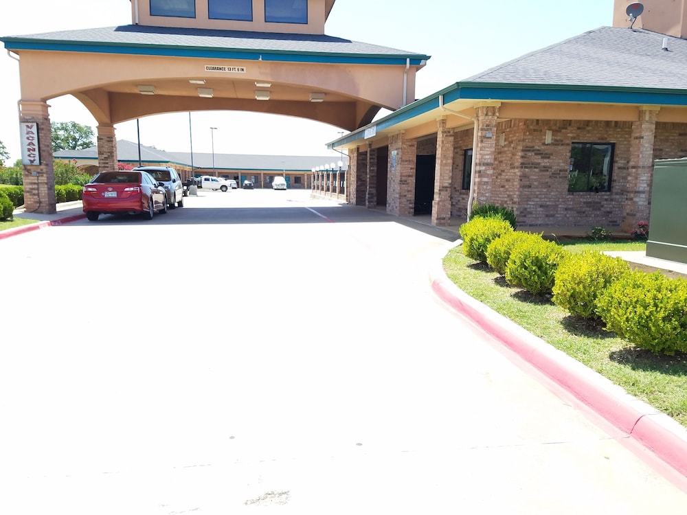 Quality One Motel - photo 25