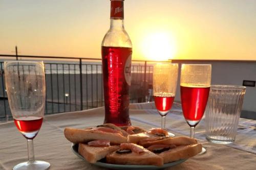 Casa sulla spiaggia SeaView breathtaking — 4-Star Luxury Hotel in Focene, Italy