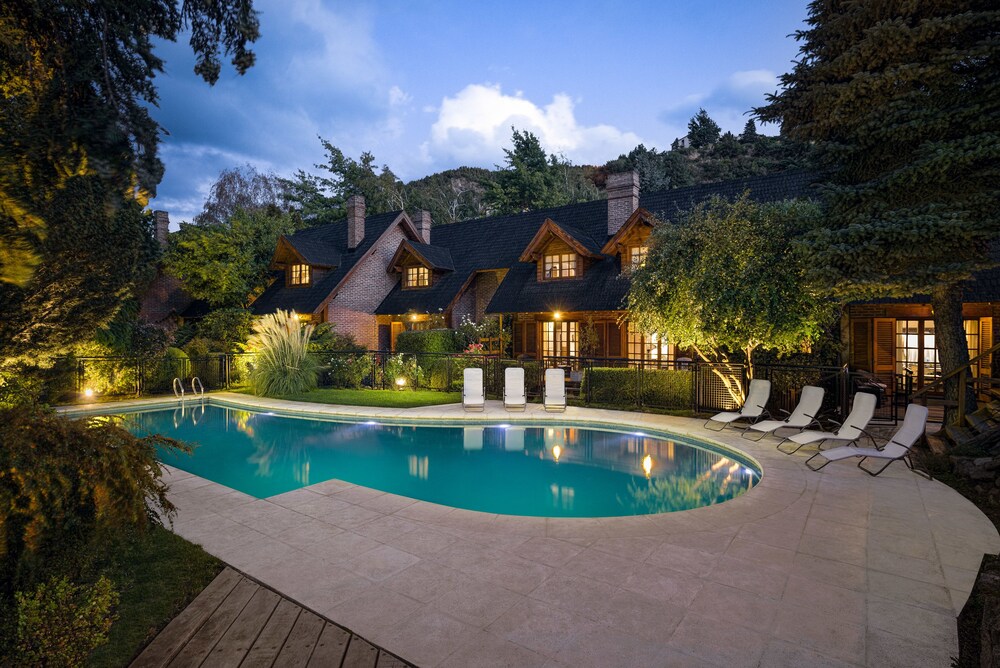 Apart Hotel La Bora in San Martin De Los Andes, Argentina