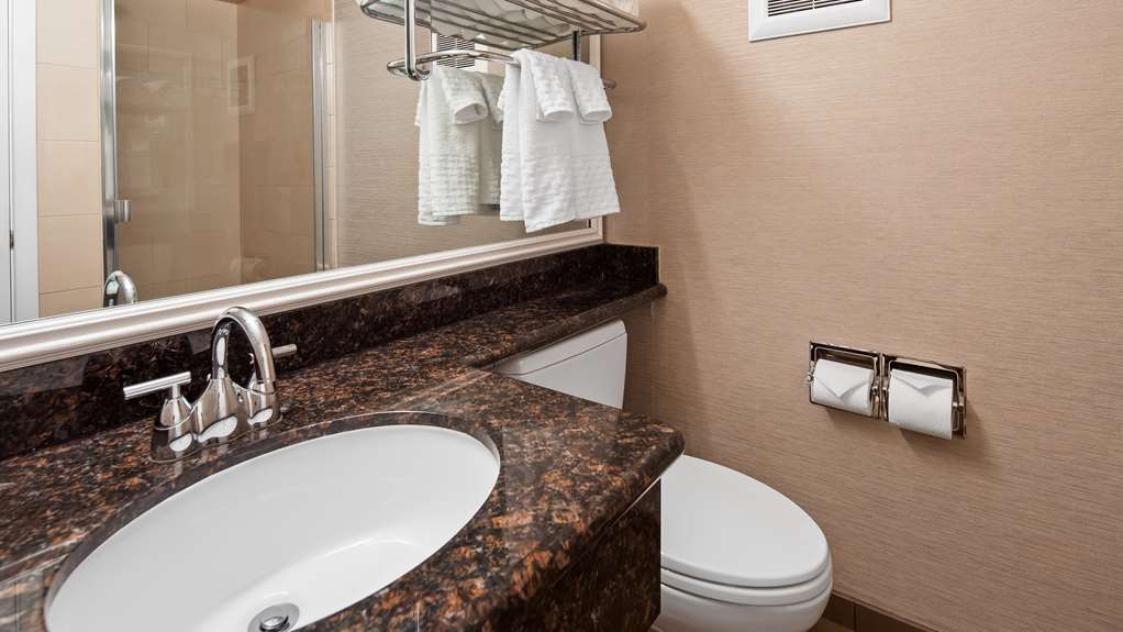 Best Western Plus Humboldt Bay Inn - photo 36