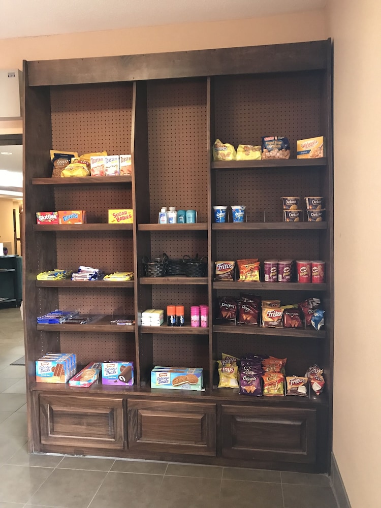 Staybridge Suites Columbia by IHG - photo 45