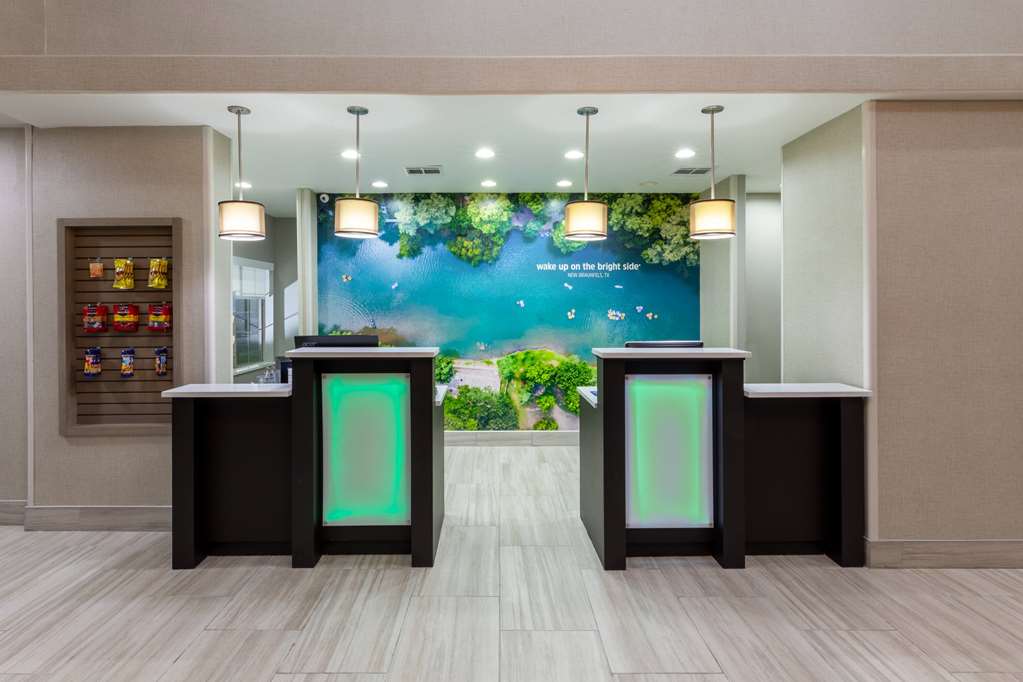 La Quinta Inn & Suites by Wyndham New Braunfels - photo 61