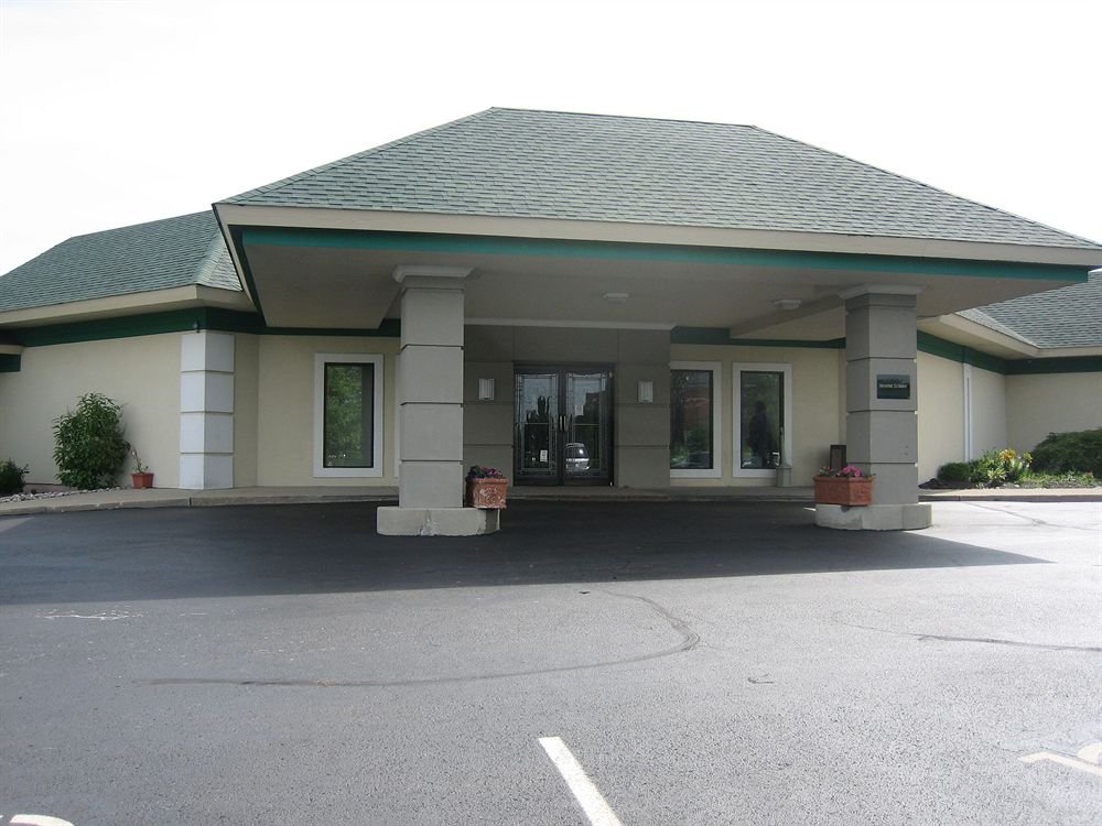 Atrium Hotel and Conference Center in Cincinnati, United States