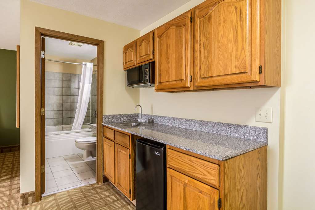 Quality Inn I 74 Batesville - photo 15