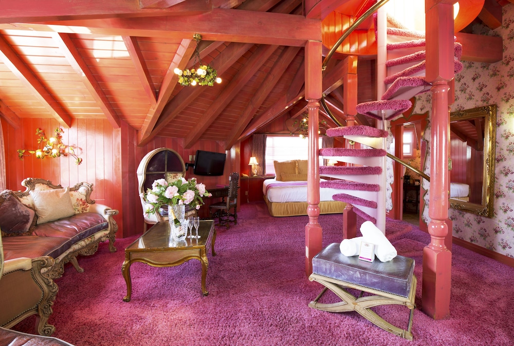 Madonna Inn - photo 137