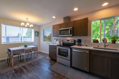 Seattle Urban Village - photo 10