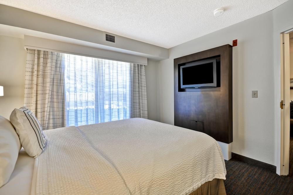 Residence Inn by Marriott Jacksonville Airport - photo 12