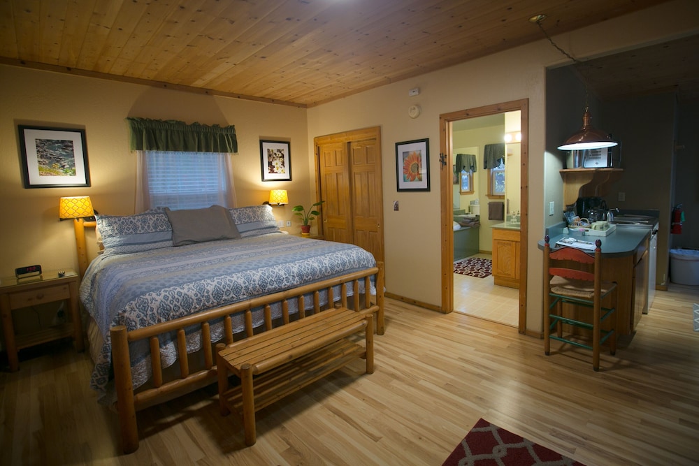 Outside Inn - photo 4