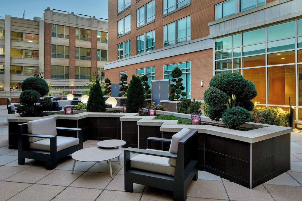 AC Hotel by Marriott National Harbor Washington D.C. Area - photo 70
