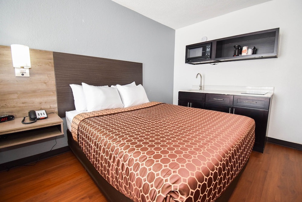 Quality Inn & Suites Sulphur Springs - photo 29