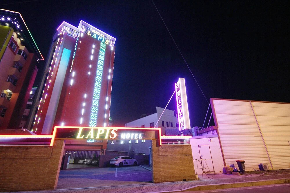 Sacheon Lapis — hotel in Chinju