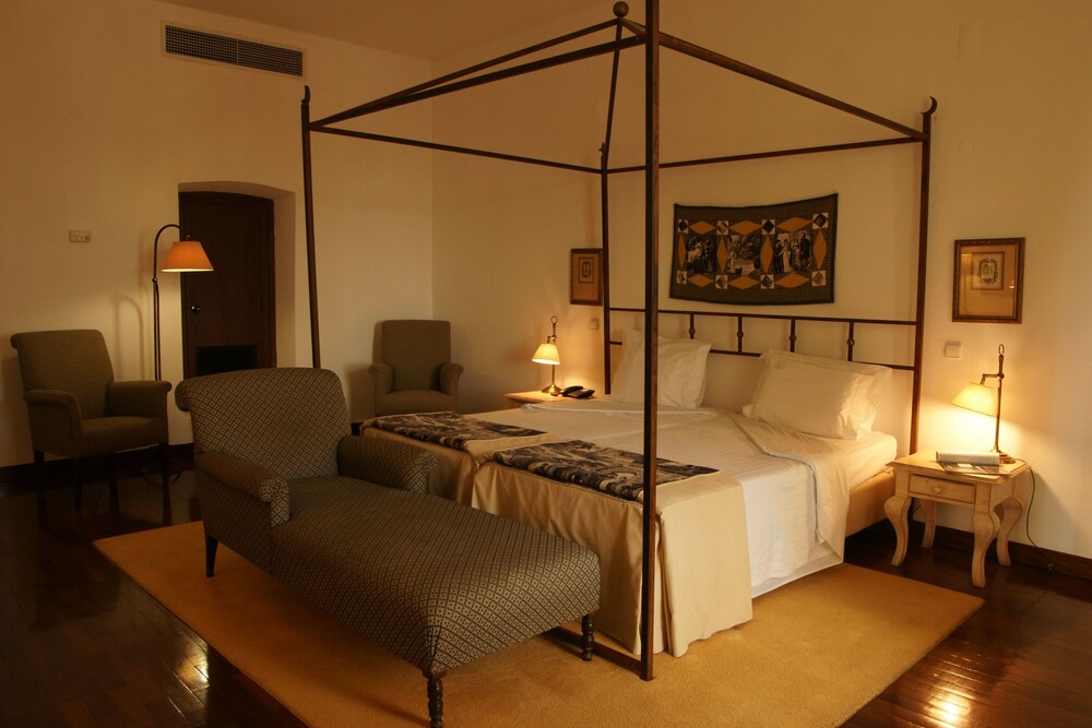 Pousada Castelo de Alvito Historic Hotel — Alvito — photo 5