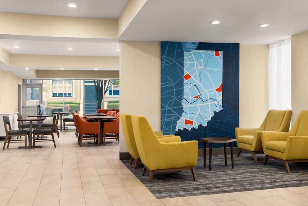 Holiday Inn Express & Suites Evansville Downtown By IHG - photo 48