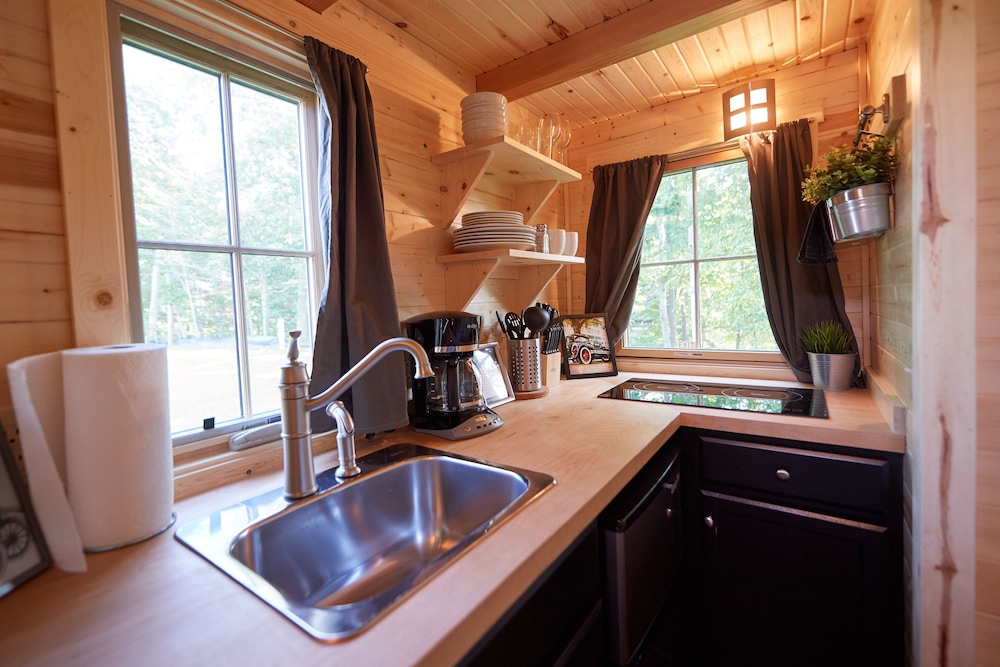 Tuxbury Pond Camping Resort Cottage - photo 37