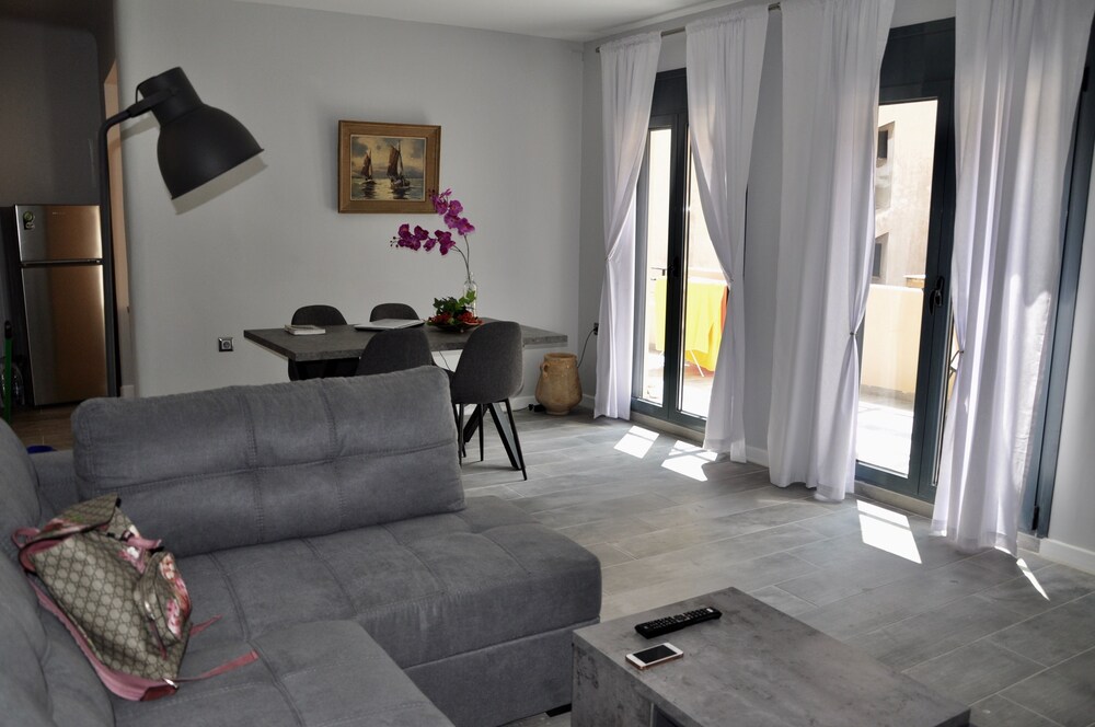 Athens Historic Centre Renovated Apartments — 4-Star Luxury Hotel in Athens, Greece