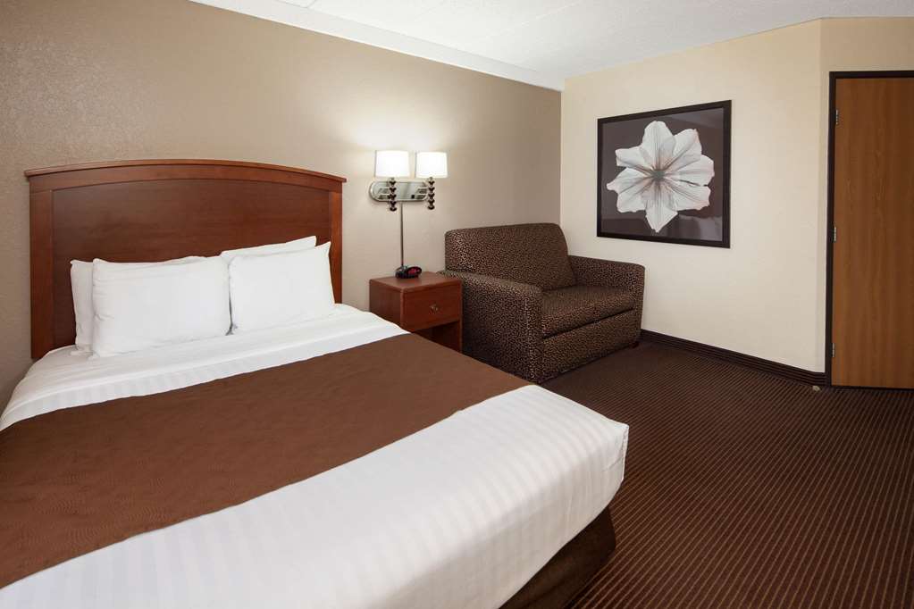 AmericInn by Wyndham Ironwood - photo 23