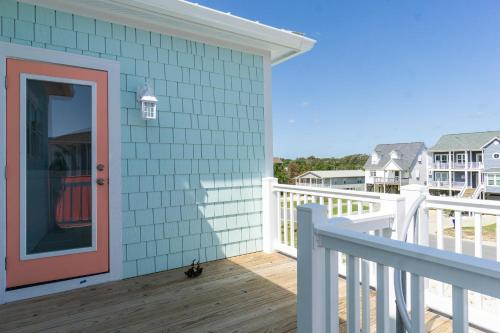 Wait N Sea by Oak Island Accommodations - photo 40