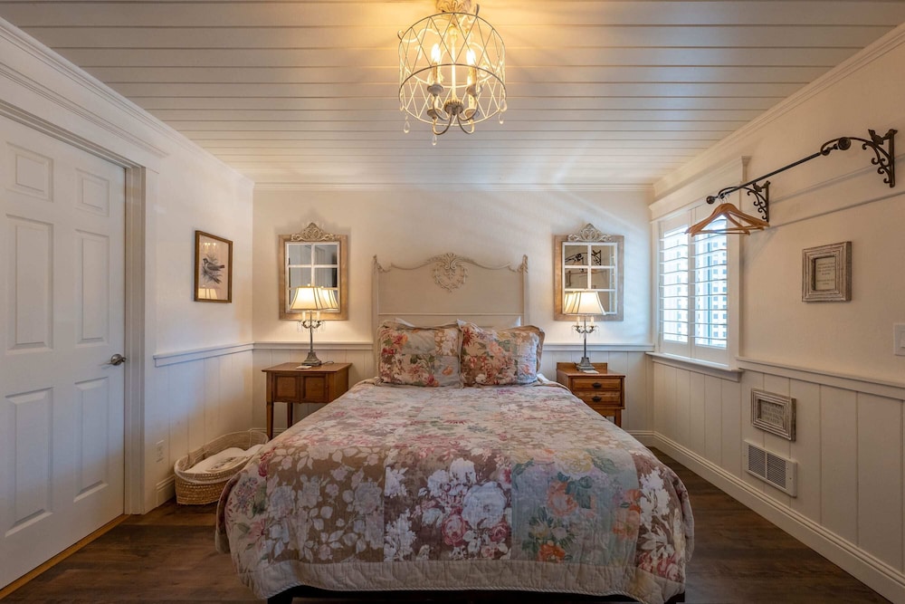 Bandon Marina Inn - photo 24