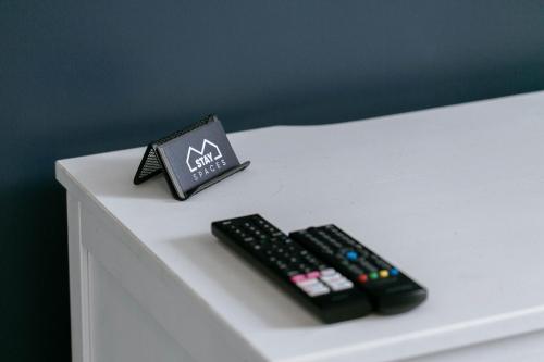 Spacious Apartment Free Parking Central Location Near To Uni Hospital Town — 4-Star Luxury Hotel in Exeter, United Kingdom