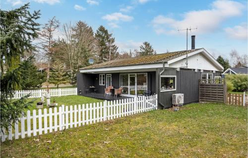 3 Bedroom Gorgeous Home In Gilleleje — 4-Star Luxury Hotel in Gilleleje, Denmark