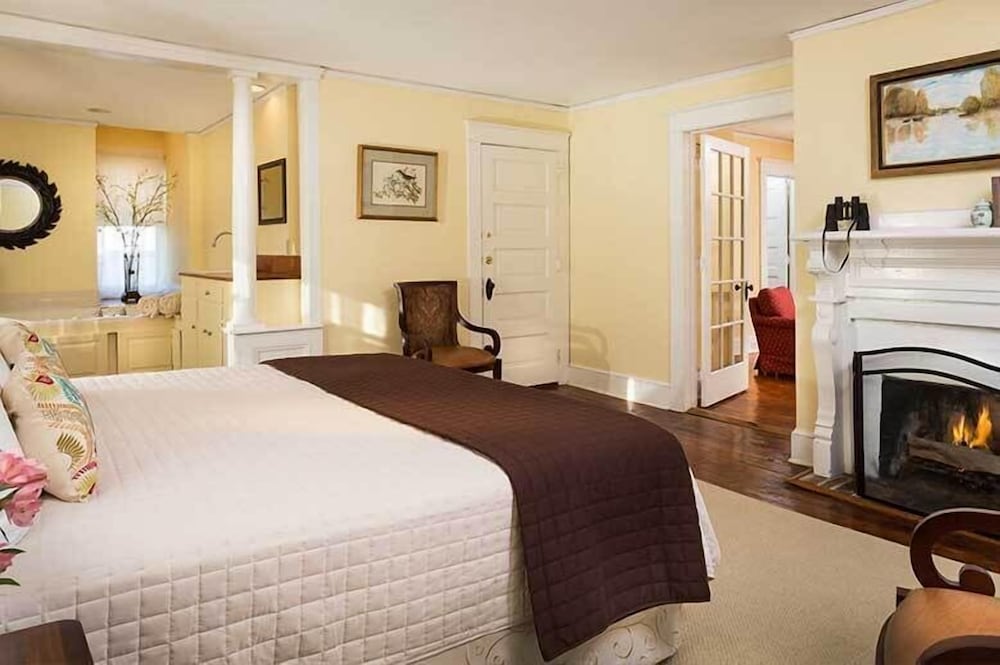 Inner Banks Inn - photo 5