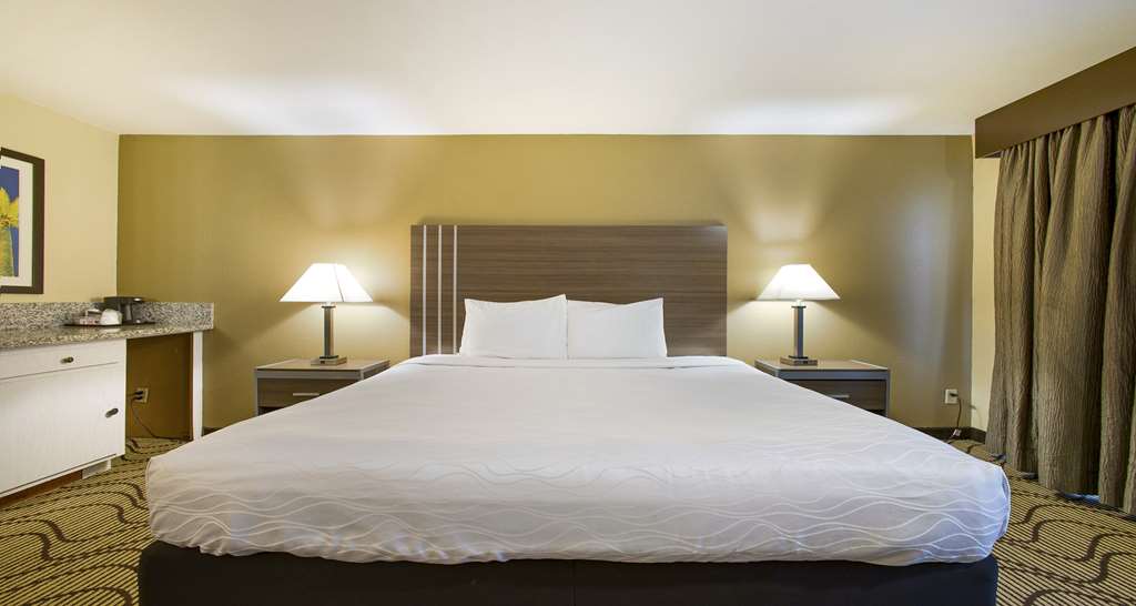 SureStay Plus Hotel by Best Western Sacramento North - photo 23