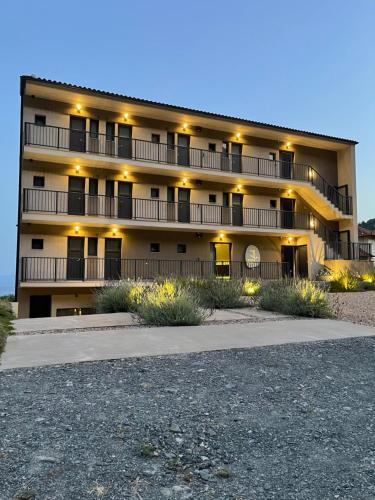 Eleven Views Resort — Unknown City — photo 3