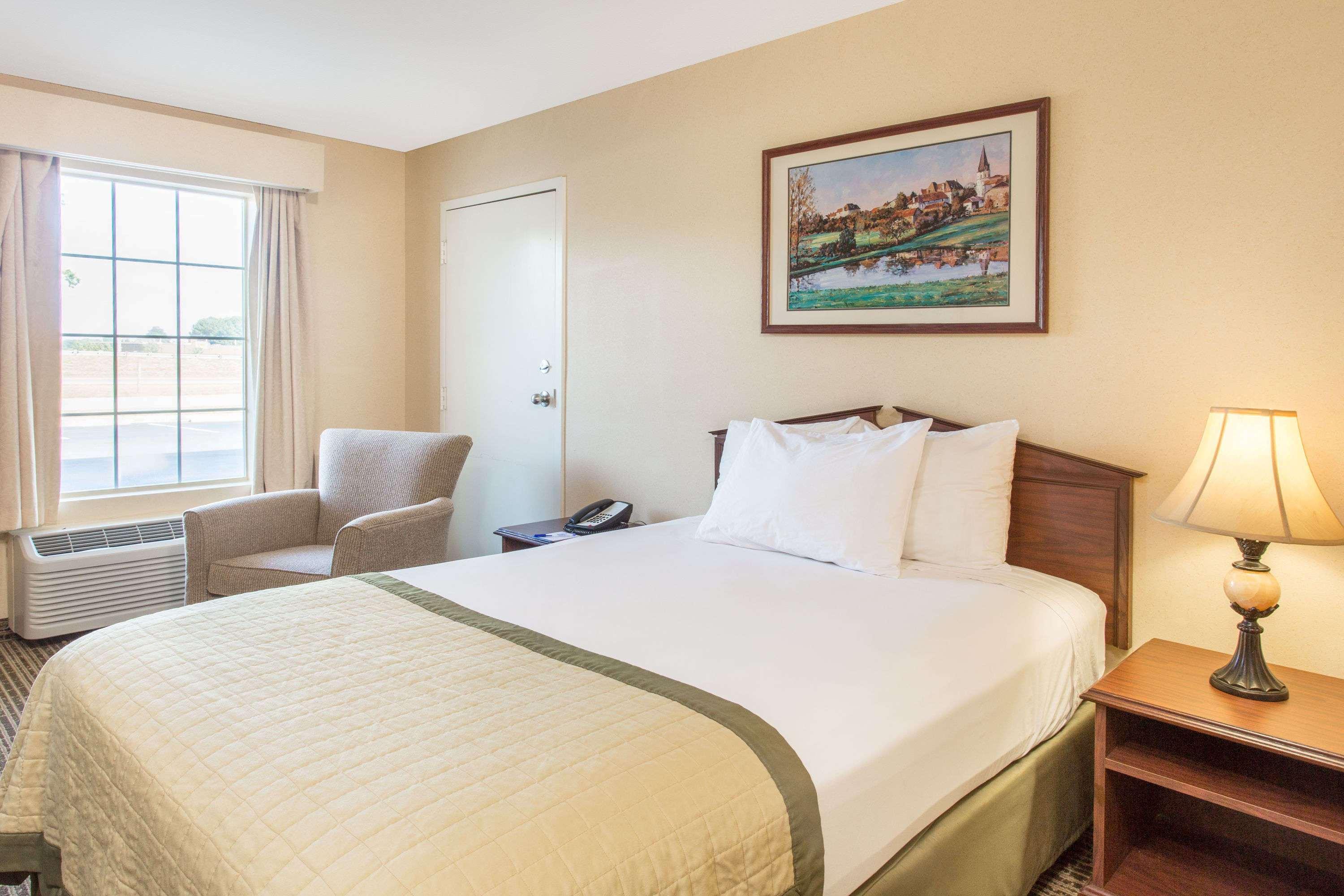 Baymont by Wyndham Dunn - photo 6