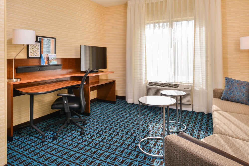 Fairfield Inn & Suites by Marriott Eugene East Springfield - photo 15