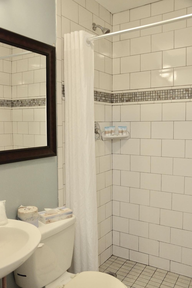White Marlin Inn - photo 15
