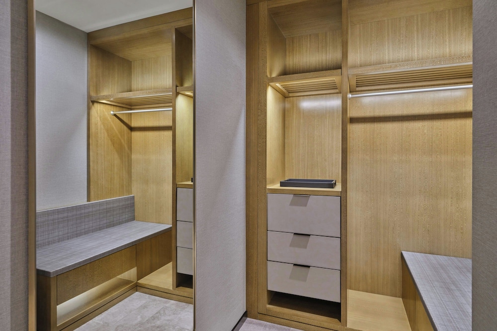 The St. Regis Chicago - photo 23