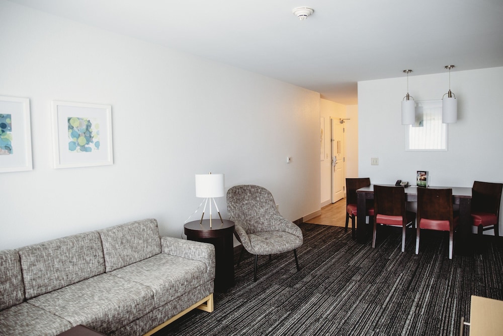 TownePlace Suites by Marriott Aberdeen - photo 11