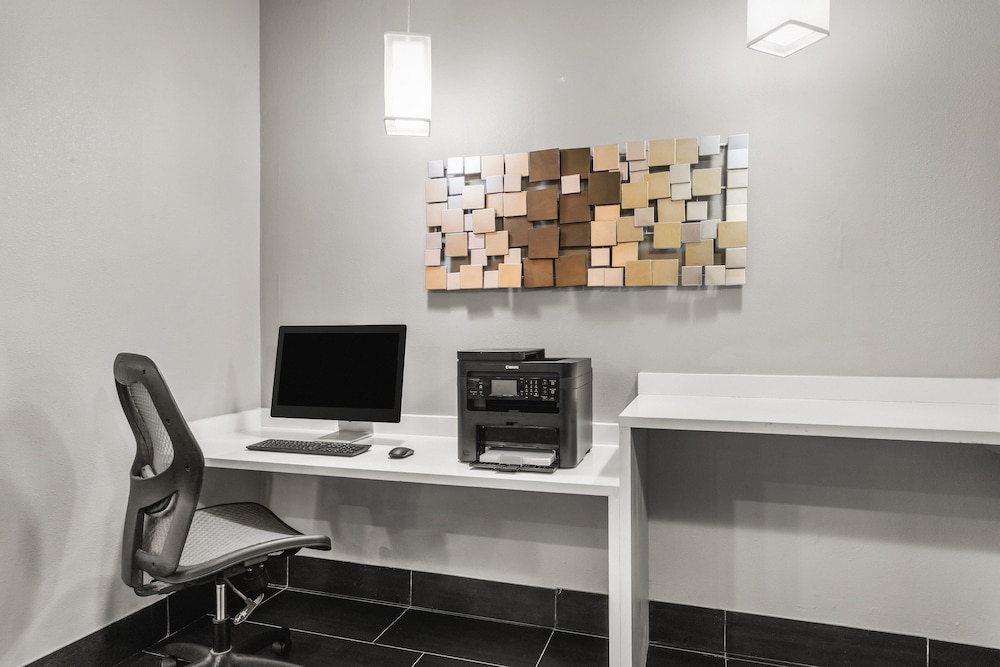 Holiday Inn & Suites Bothell by IHG - photo 34